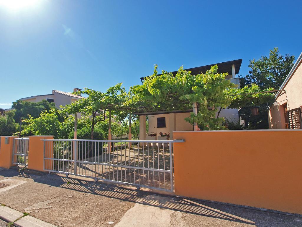Apartments Jan 325 บานโจเล ภายนอก รูปภาพ